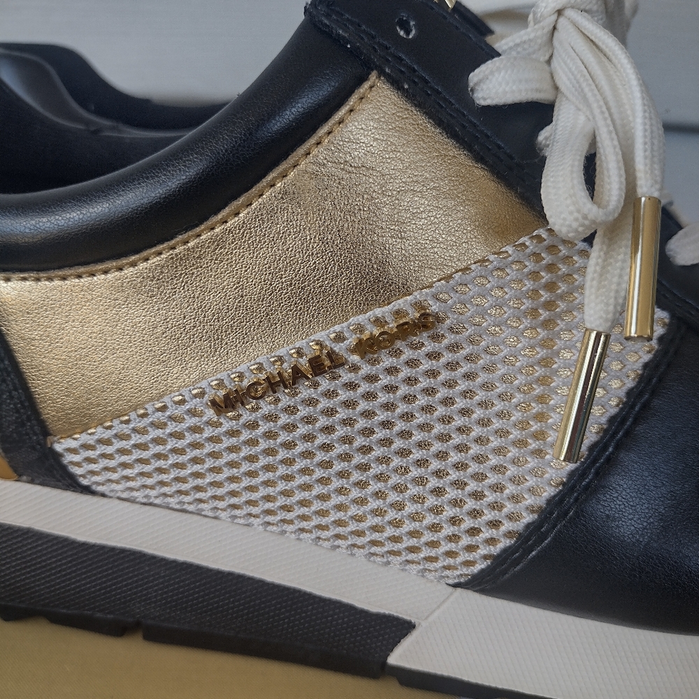 Michael Kors Allie Black/Gold  Trainer Sneakers 9M - Picture 7 of 10